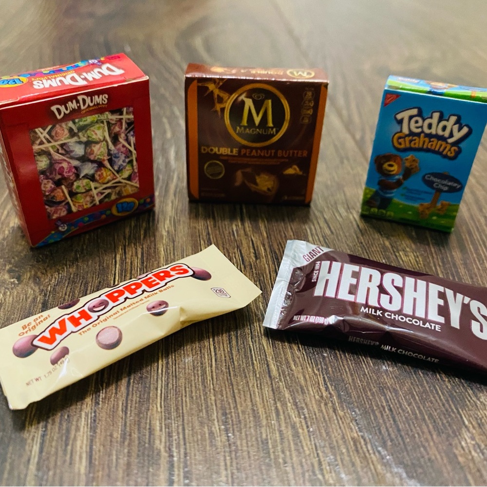 Mini brands food lot